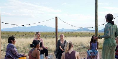 poster de la série Ladies and Gentlemen We Are Floating in Space