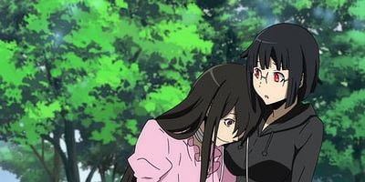 poster de la série Dans l'adversité, même les ennemis s'entraident