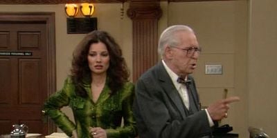 poster de la série La fête est finie