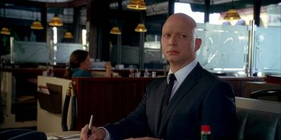 poster de la série L'observateur