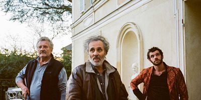 poster de la série L'art de vivre