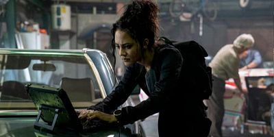 poster de la série Les mains de Mac