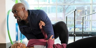 poster de la série Les pères adoptifs / Des portes s'ouvrent, d'autres se ferment