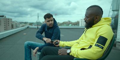 poster de la série C'est pas obscène de gagner de l'argent !