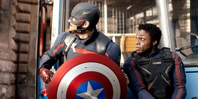 poster de la série Le monde nous regarde