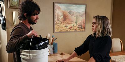 poster de la série Les filles aux commandes