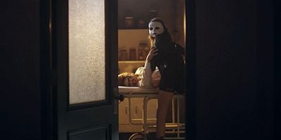 poster de la série La femme en latex, partie deux