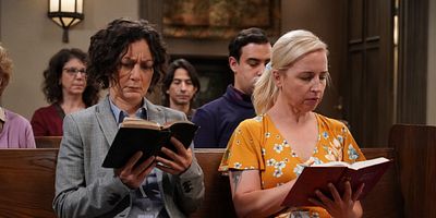 poster de la série Education, Corruption, and Damnation