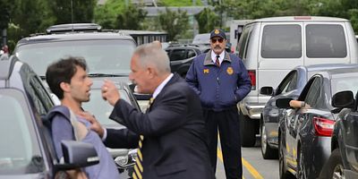 poster de la série Le jeu de la poule mouillée