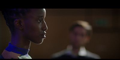 poster de la série 19h Le chignon