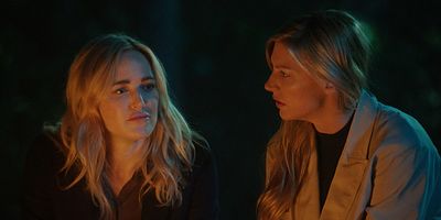 poster de la série Deus Ex Latrina