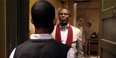 poster de la série Tout le monde déteste les pompes funèbres