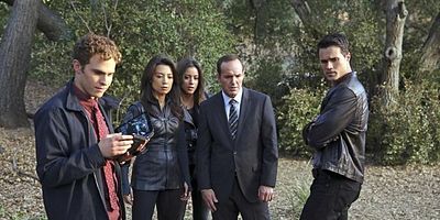 poster de la série Virus Alien