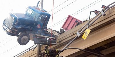 poster de la série L'échelle soixante-douze