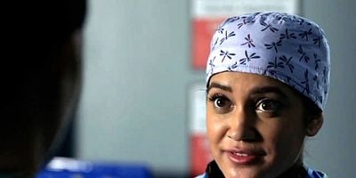 poster de la série L'avis des autres / Attaques virales