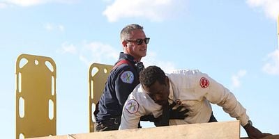 poster de la série Le centre de l'univers