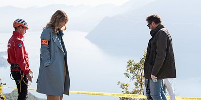 poster de la série Les sentiers de la mort