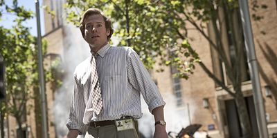 poster de la série A Step Closer to the Madness