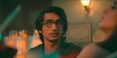 poster de la série À la surface et sous terre