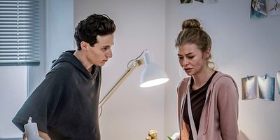 poster de la série Réservé aux femmes