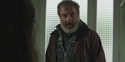 poster de la série La lumière dans les ténèbres