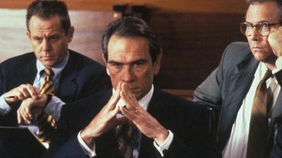 image de la news Ce soir sur Netflix : ce thriller judiciaire porté par Susan Sarandon et Tommy Lee Jones dans les années 90 cartonne sur la plate-forme