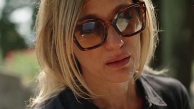 image de la news Un si grand soleil : "Je t’en supplie, ne la lâche pas"... Les héros de la série font leurs adieux à Eliott