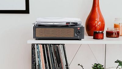image de la news 5 platines parfaites pour (re)découvrir vos vinyles en promo sur Amazon