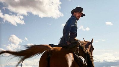 image de la news "Fascinant", "rare et profond" : les avis sont unanimes, c'est le meilleur western de 2021... Et il a été privé de sortie cinéma !