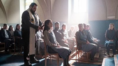 image de la news Premières photos Karma : Marion Cotillard et Denis Ménochet dans le nouveau thriller de Guillaume Canet, l'un des événements cinéma de 2026