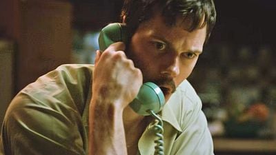 image de la news Premières images : Bill Skarsgård transformé en preneur d'otage dans cette histoire vraie racontée par le réalisateur Gus Van Sant