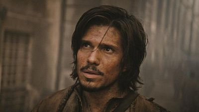 image de la news Un célèbre plombier, François Civil en roi de l’épée, Franck Dubosc au ski, ou un super-héros made in DC… : quels films voir en août en VOD ?