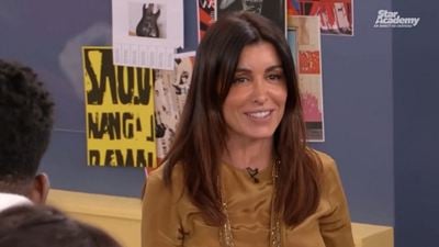 Jenifer débarque au château de la Star Academy avec plein de surprises !