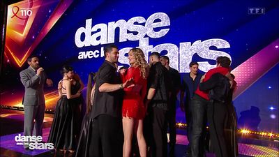 image de la news "Une expérience extraordinaire" : qui a été éliminé de Danse avec les stars ce 21 mars 2025 ?