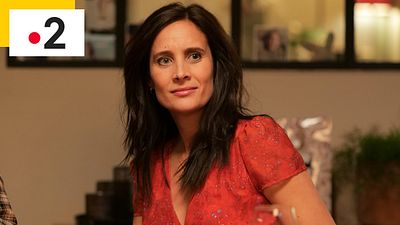 image de la news "Il y a des choses que je n'ai pas accepté de filmer"... Julie de Bona se confie sur la nudité dans le téléfilm Mise à nu sur France 2