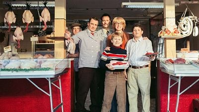 image de la news Première photo : avant d'incarner le plus grand acteur de comédie, Pierre Lottin joue un boucher dans cette chronique familiale à l'esprit années 70