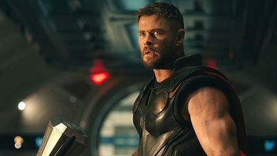 image de la news Avengers 5 : Robert Downey Jr. en Dr Fatalis, le retour de Chris Evans, les X-Men... Voici les 9 moments forts de la bande-annonce de Doomsday !