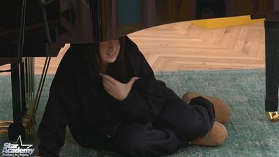 image de la news Star Academy : journée galette des rois, qui a eu la fève au château ?