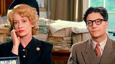 image de la news Christian Clavier + 4 millions d'entrées : 42 ans après, cette comédie culte des années 80 ressort au cinéma pour un jour seulement... Pourquoi est-elle dédiée à Louis de Funès ?