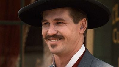 image de la news Si Val Kilmer a tourné ce western adoré des années 90, c'est grâce à cette légende hollywoodienne