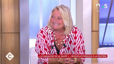 image de la news Le Magazine de la Santé renouvelé : une victoire pour Marina Carrère d’Encausse