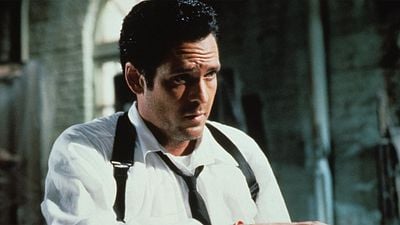 image de la news "Tu enfermes littéralement ton film dans une case" : cette fameuse séquence avec Michael Madsen dans Reservoir Dogs a bien failli ne jamais apparaître