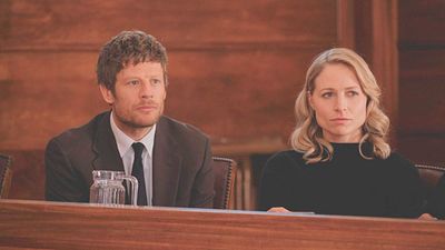 image de la news Un thriller psychologique dont l'histoire rappelle La Vie est un long fleuve tranquille... Découvrez cette mini-série à suspense sur Canal+ !