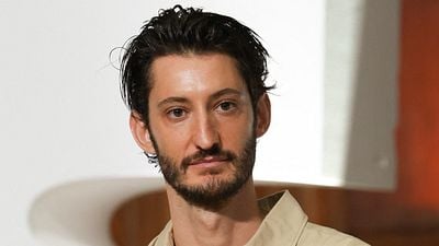 image de la news "Je ne le souhaite absolument pas !" : Pierre Niney fait une annonce importante sur la suite de cet immense succès aux 9 millions d'entrées et aux 3 César