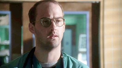 image de la news C’est l’un des meilleurs épisodes d’Urgences... Depuis 31 ans, il reste gravé dans la mémoire de millions de spectateurs !