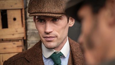 image de la news Montmartre : près de 100 personnages et 1200 figurants, une historienne en coulisses, 30 décors... C'est la nouvelle série événement de TF1, et on était sur le tournage !