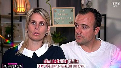 image de la news Bouleversée, Mélanie Gonzalez (Familles nombreuses) annonce avoir fait une fausse couche et perdu des jumeaux