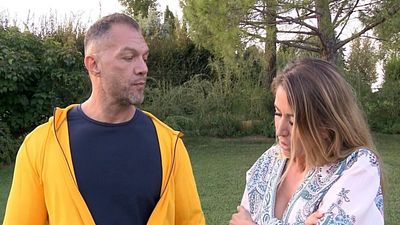 image de la news "Pascal me surprend, je découvre un super mec" : Jessica plus proche que jamais de Pascal dans Mariés au premier regard !