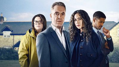 image de la news Ne t'enfuis plus ou Double Piège : quelle est la meilleure série d'Harlan Coben sur Netflix ?