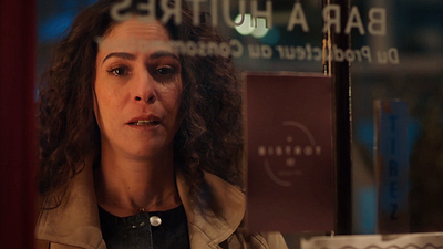 image de la news Demain nous appartient sur TF1 : Leïla va-t-elle entrer dans le restaurant et retrouver Noor et Soraya ? On a la réponse